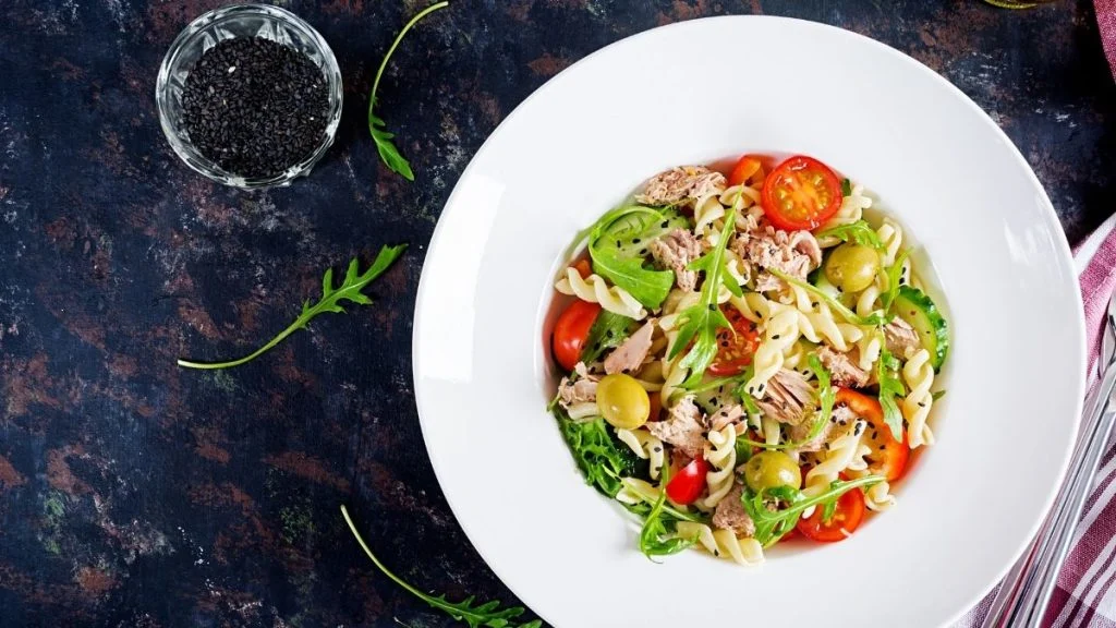 Hladna salata od tjestenine idealna za vruće dane