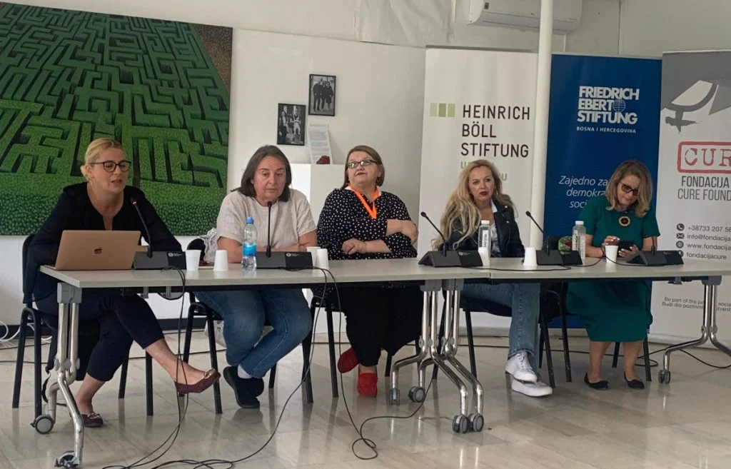 Festival Pichwise zatvoren panelom “Novinarke na prvoj liniji fronta”: Patrijarhat je danas jači nego ikad