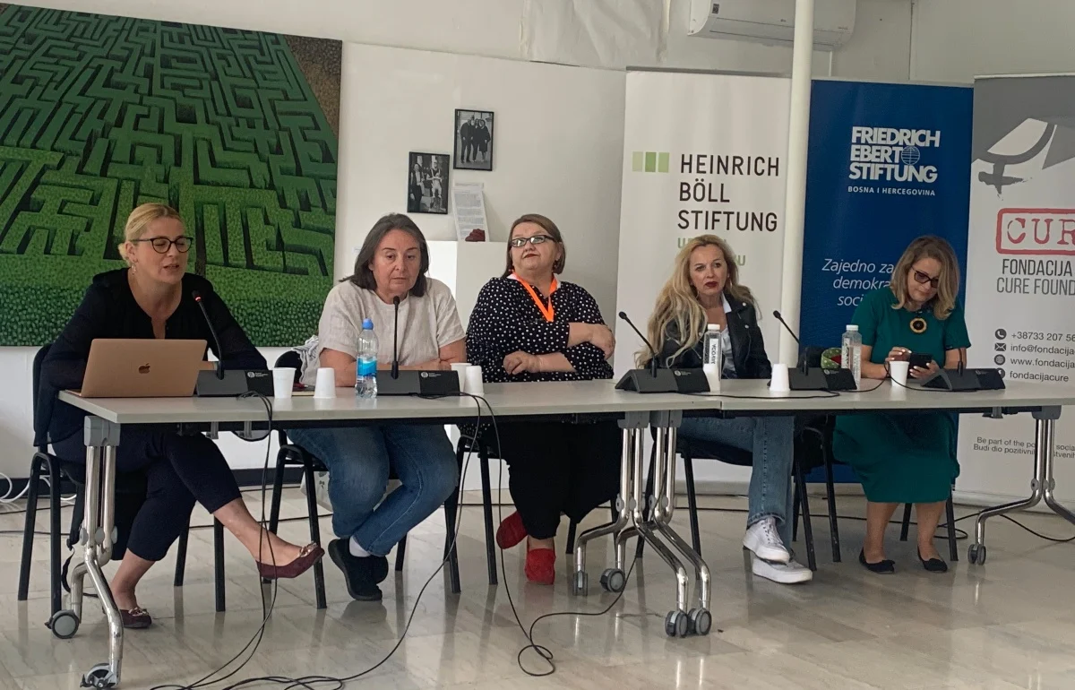 Festival Pichwise zatvoren panelom “Novinarke na prvoj liniji fronta”: Patrijarhat je danas jači nego ikad
