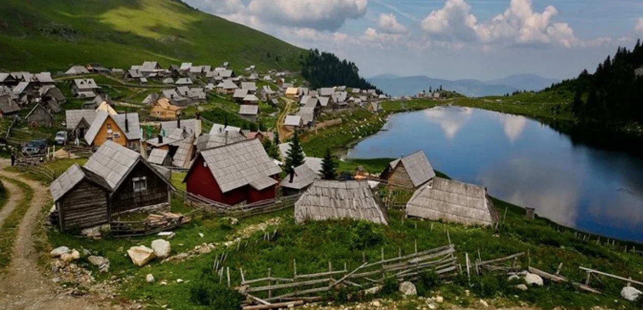 Prokoško jezero-jedinstveno ledenjačko jezero na Vranici