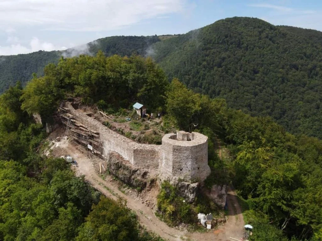 Otkrijte skriveni srednjovjekovni grad Dubrovnik kod Ilijaša