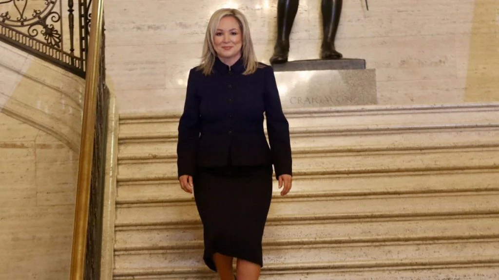 Sjeverna Irska dobila premijerku. Rodila maloljetna, a otac joj je član IRA-e
