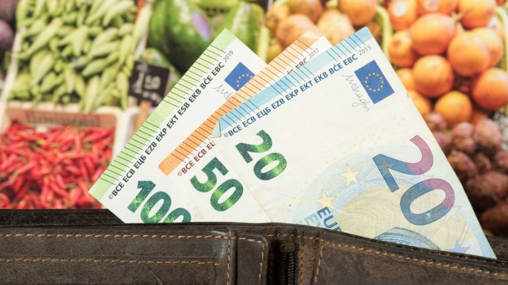 Stiže li nam novi val poskupljenja? Struka uvjerava: Trgovci ne dogovaraju cijene međusobno!