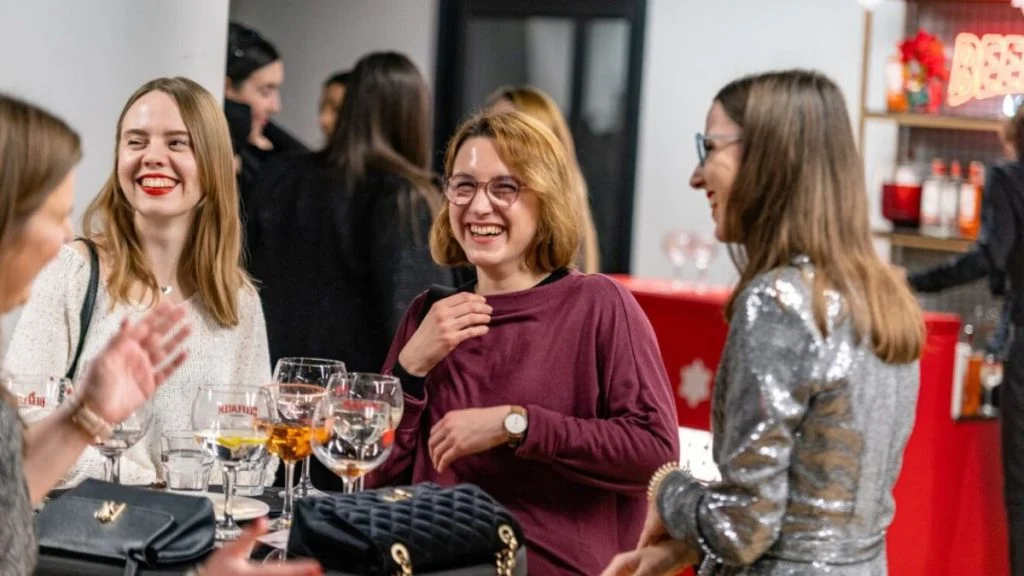 Zablistajmo zajedno na kraju poslovne godine: Pridružite nam se na božićnom partyju “Shine like a diamond”