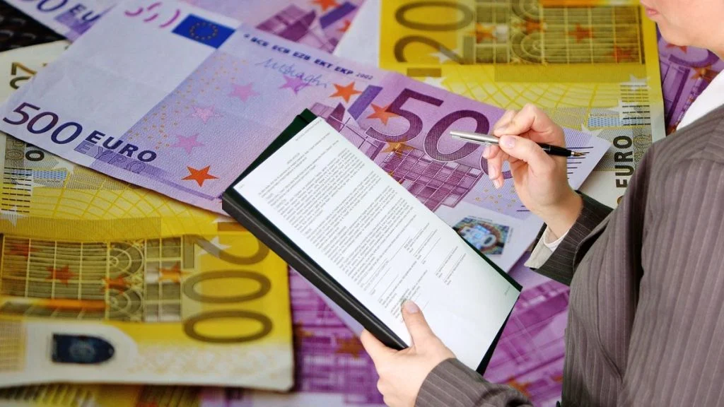 Od danas stroži kriteriji za kredite: Što se sve mijenja, na koga će najviše utjecati i tko je profitirao u “5 do 12”
