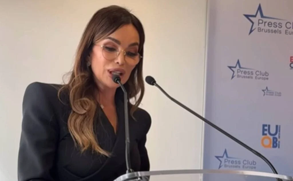 ​Severina u Briselu: Ne molimo, zahtijevamo prava žena!