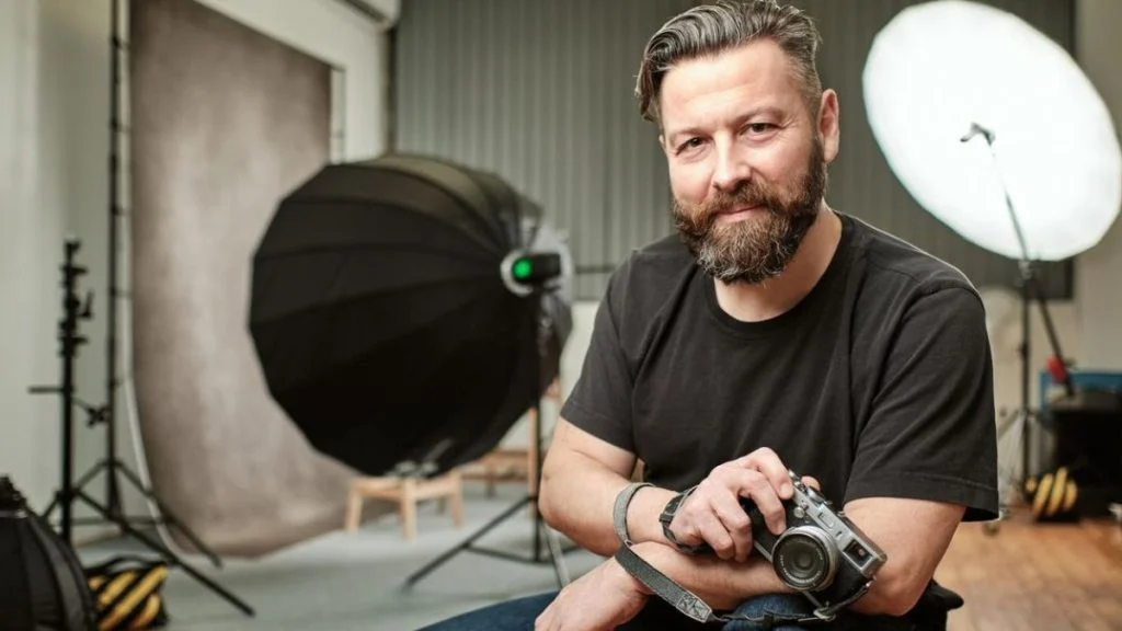 Što vaša fotografija na LinkedInu govori o vama? Profesionalni fotograf otkriva najčešće pogreške