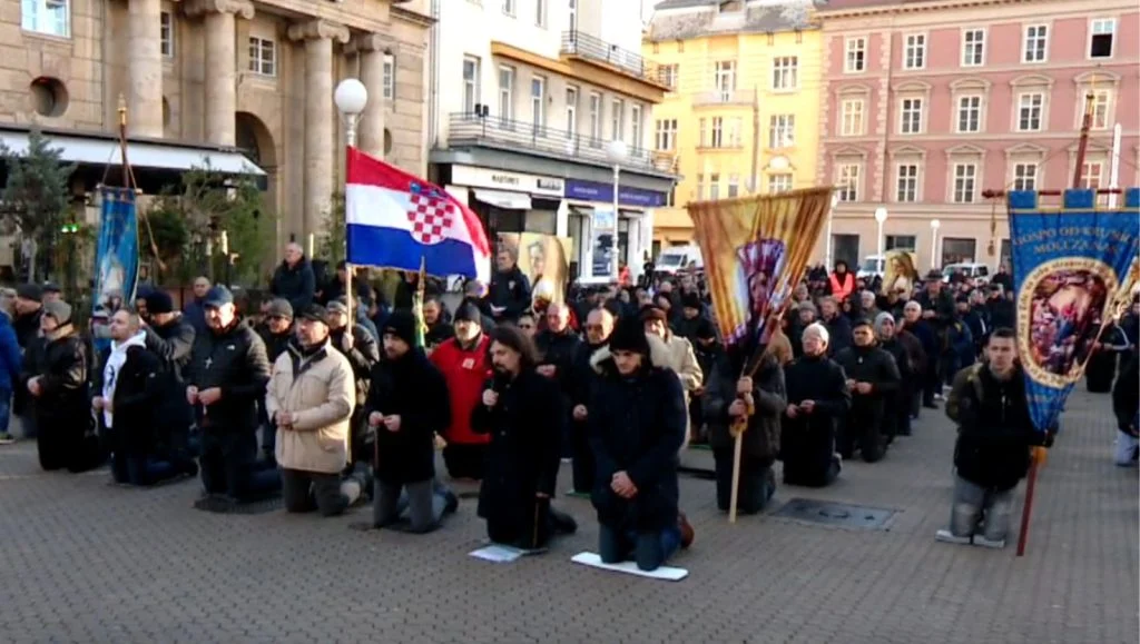 Uoči Dana ljudskih prava: Peticiju za micanje “klečavaca” potpisalo već 38 tisuća osoba