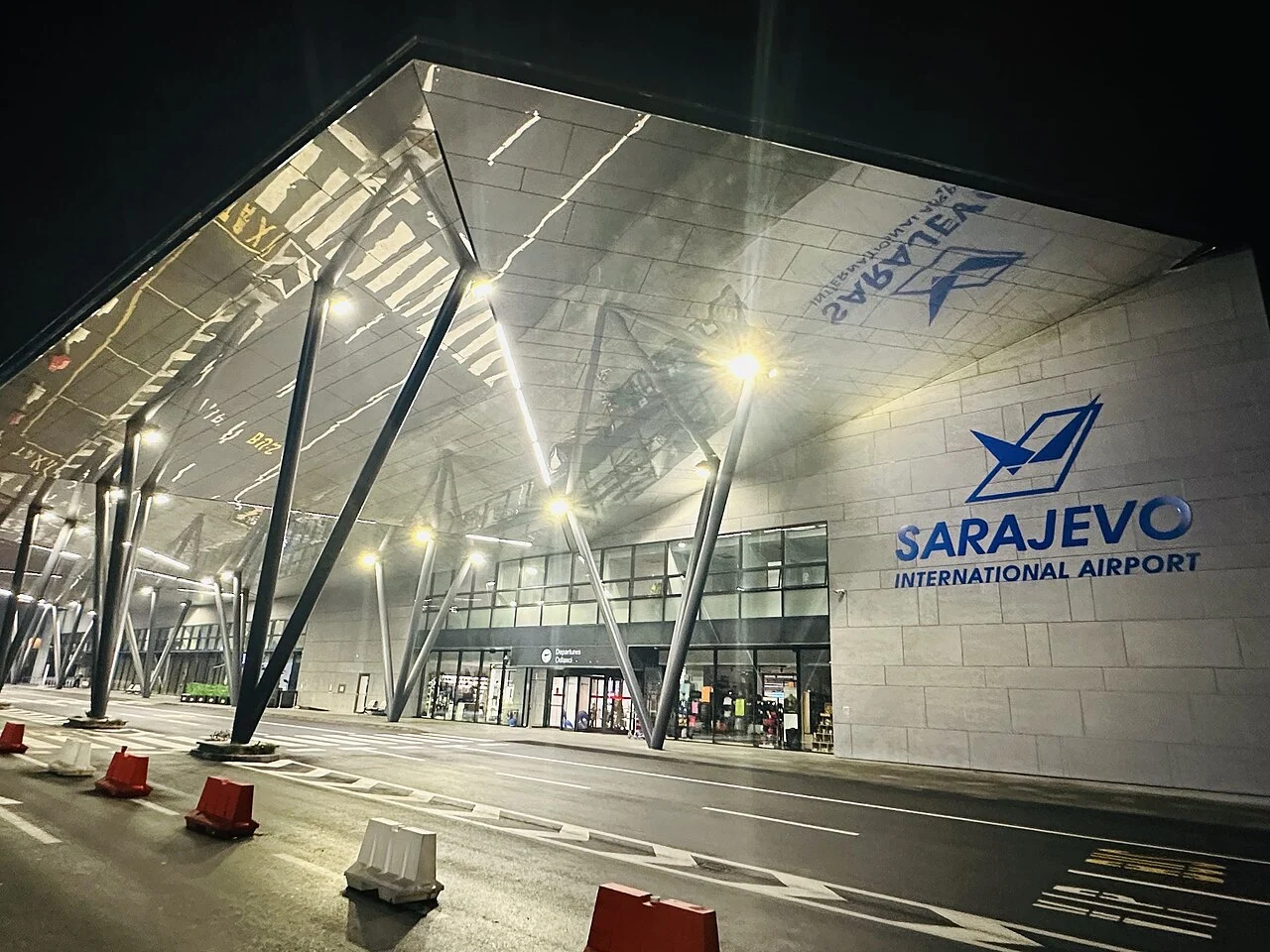 Rekordna 2025. za Međunarodni aerodrom Sarajevo: Više od dva miliona putnika